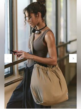 Z765. FREE People Rest Day Carryall Bag Everyday Soft Tote Bag NWT